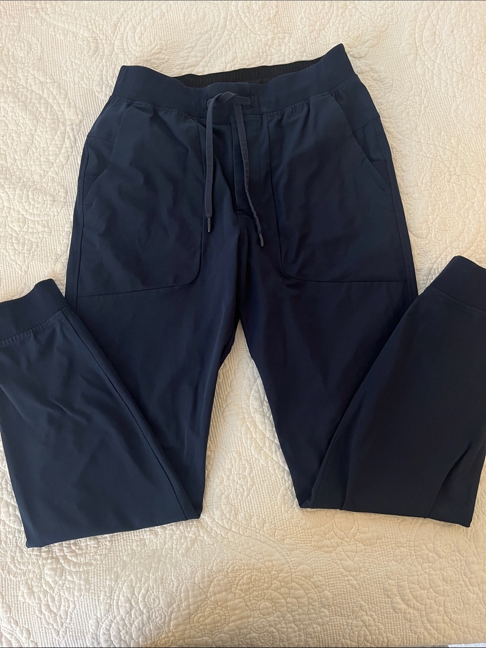 Lululemon Men’s Navy Blue Jogger Pants Technical Stretch 28 Inseam
